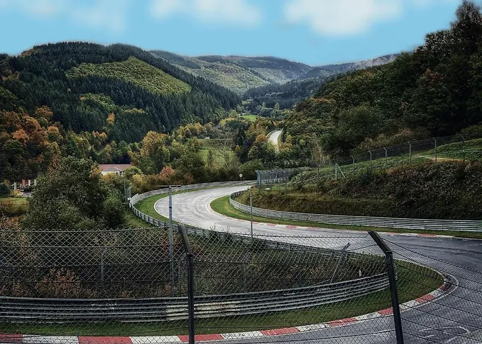 Beautiful Holdiday In Near The Lake