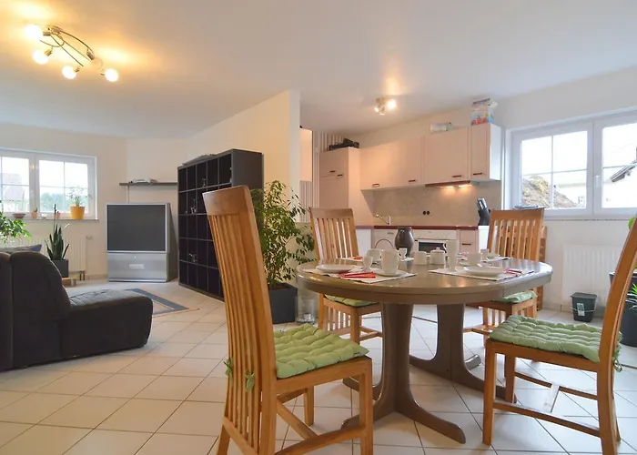 Beautiful Holdiday In Near The Lake Appartement Ulmen